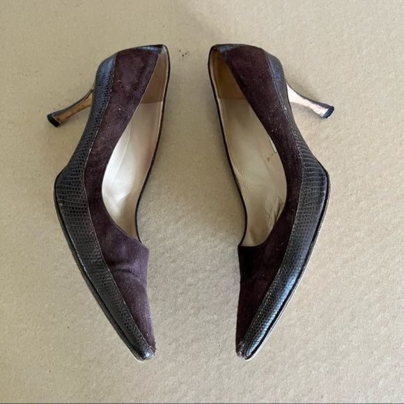 Manolo Blahnik Suede Croc Pointy Toe Wood Stacked Heels - Picture 2 of 7